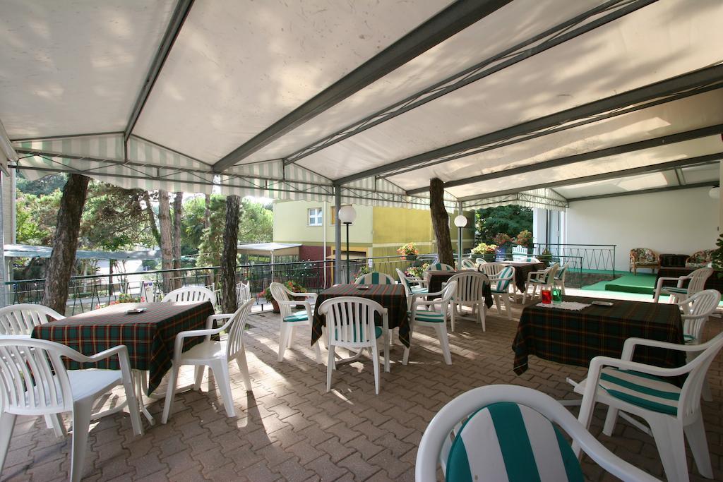 Hotel Garden لينانو سابيادورو المظهر الخارجي الصورة