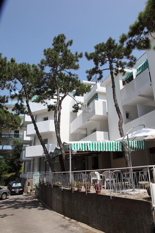 Hotel Garden لينانو سابيادورو المظهر الخارجي الصورة